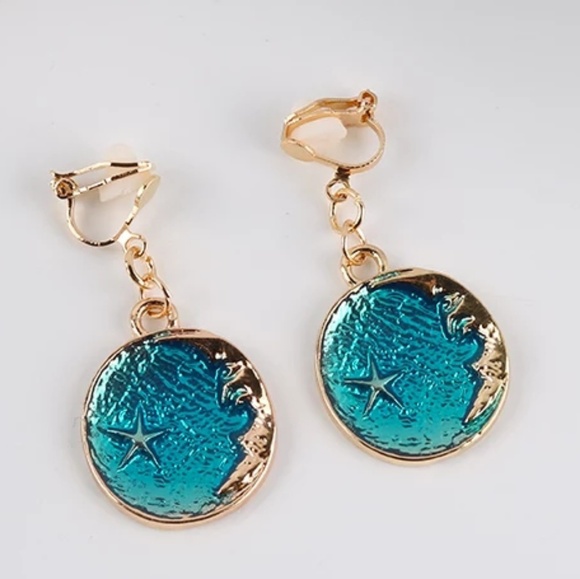 Jewelry - HP - Moon and star CLIP ON earrings